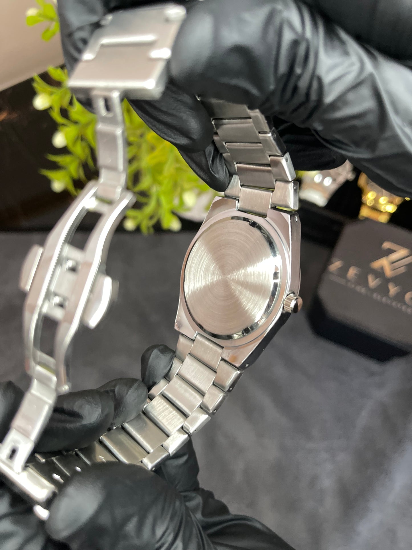 𝐓𝐢𝐬𝐬𝐨𝐭 PRX 1853
